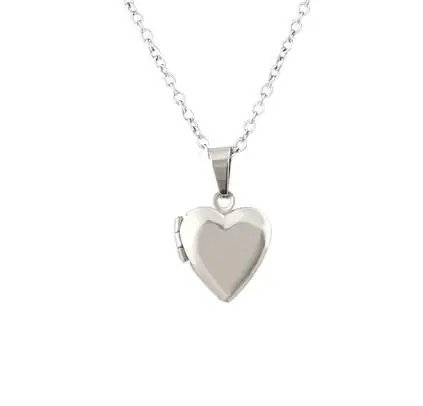 Wholesale Stainless steel love heart shape patterned photo locket necklace blank photo frame locket necklace