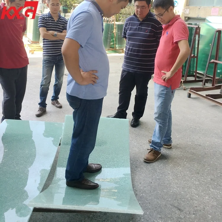 UAE Australia export China professional building glass manufacturer supply ultra clear laminated glass production line glass