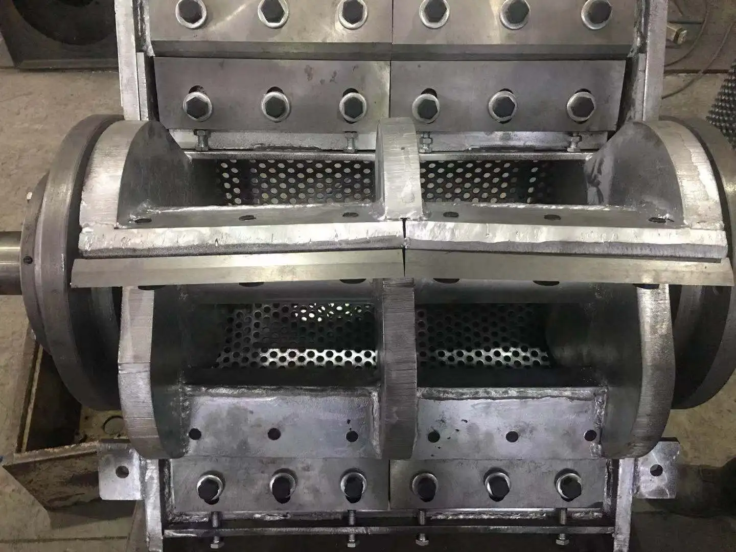 Plastic PE PP PVC Crusher Machine for Sale / Plastic Crushing Machine for Pipe