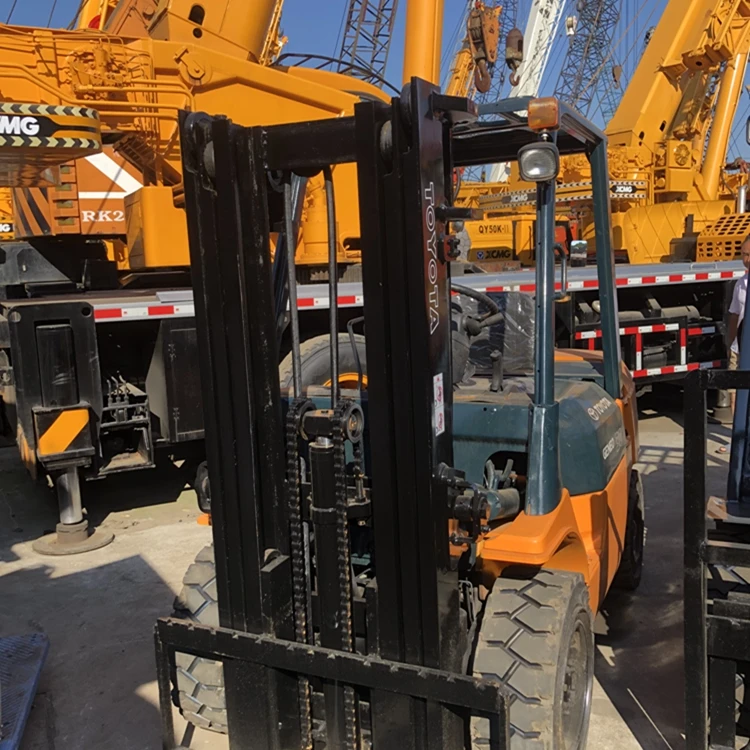 used original made in Japan Toyota 3 ton forklift