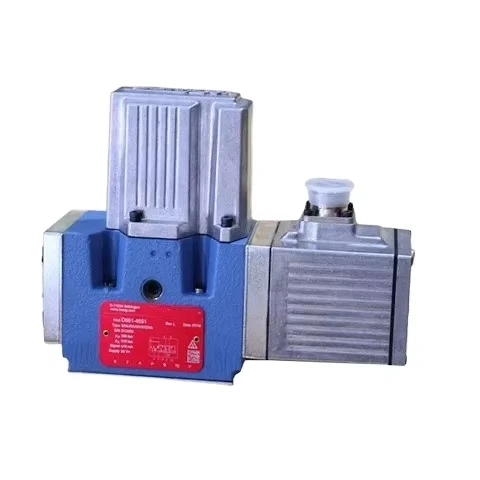 Original M OOG Original Proportional valve D6614379E H20HOWB4NSM5HB D1317 280bar hydraulic servo valve D661