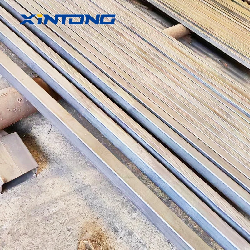 XINTONG 5 Year Warrantyoctagonal Signal Solar Led Galvanized Street Light Post Pole