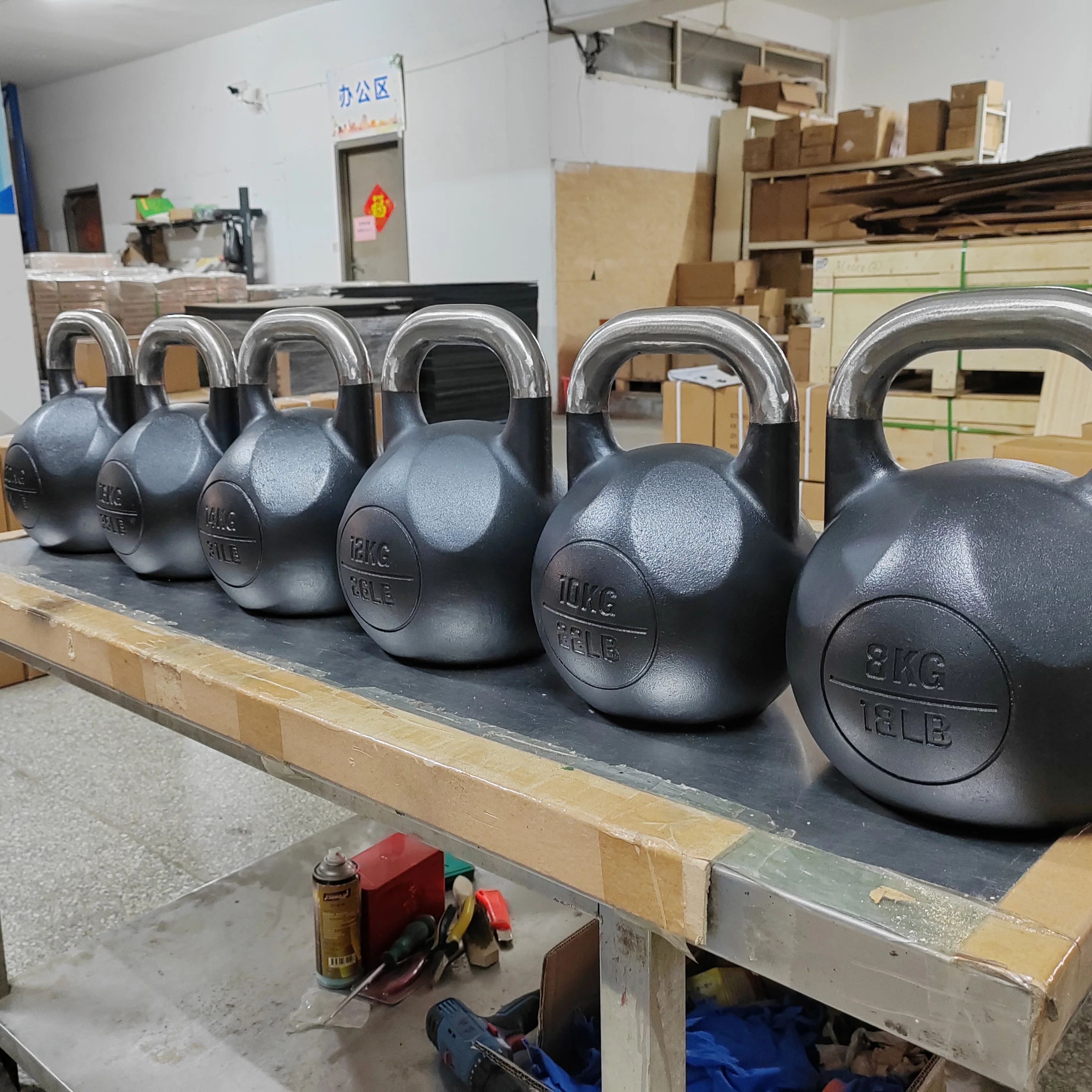 OEM ODM Black casting iron Kettlebell with high quality for weightlifting competition powder coated kettlebell