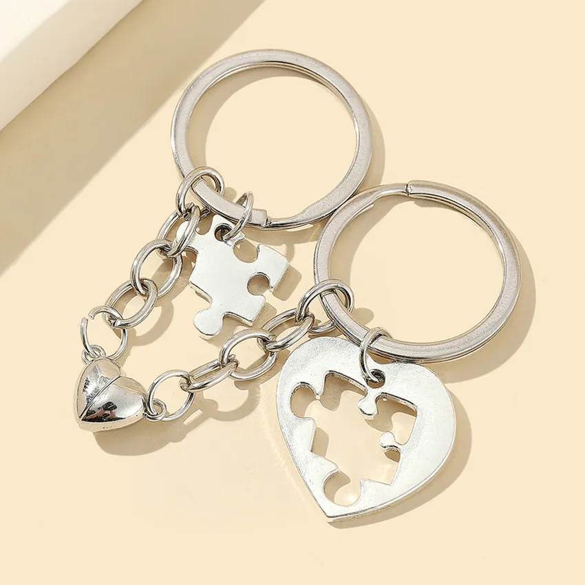 Alloy map splicing couple key chain male and female friends love key chain heart magnetic couple pendant