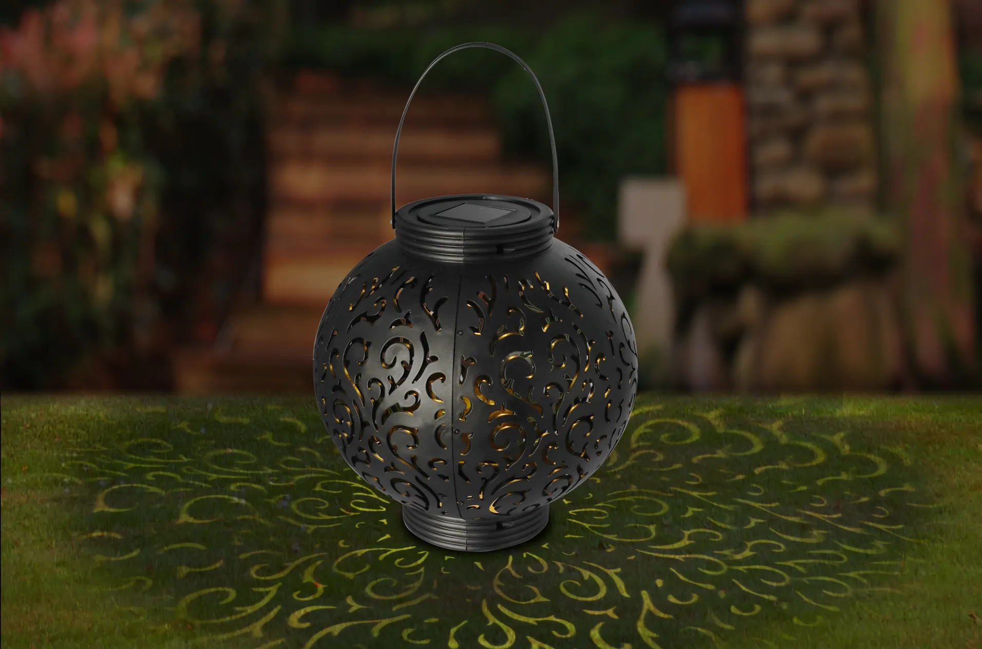 Amazon хорошо продаваемый Солнечный фонарь, подвесные садовые наружные светильники, металлическая Водонепроницаемая светодиодная настольная лампа, декоративная