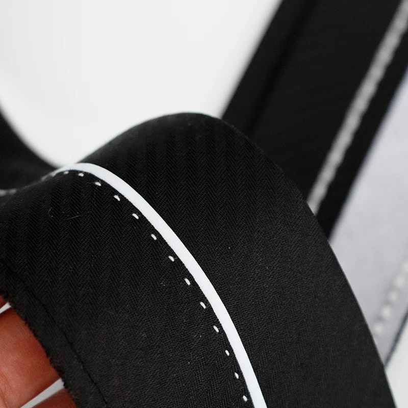 Tailored fusible waistband lining for trousers