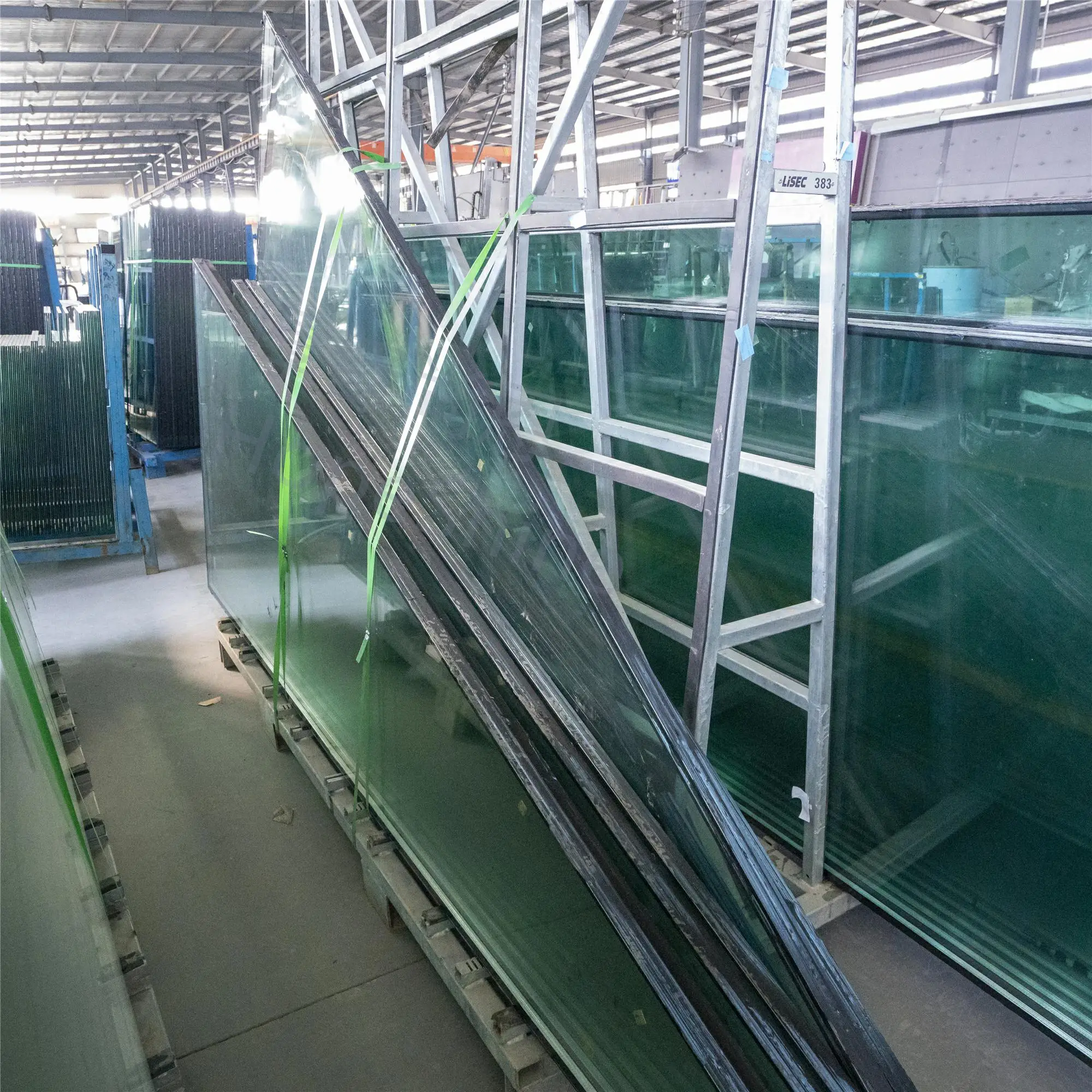 Дешевле из многослойного безосколочного стекла от китайского поставщика закаленное ламинированное флоат-стекло декоративное Популярные гибкая пластиковая трубка спираль Wire шланг ПВХ труб, изготовленных из многослойного стекла