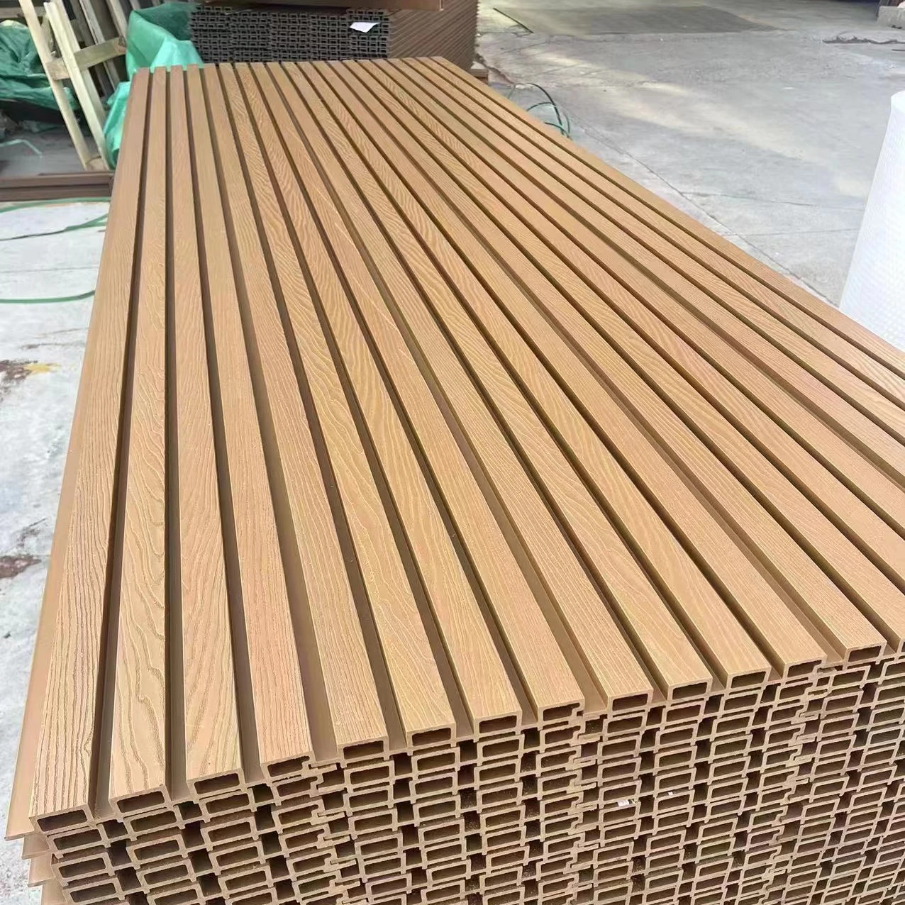 Outdoor Eco Wood Plastic Composite Wall Board Exterior WPC Wall Panel Cladding