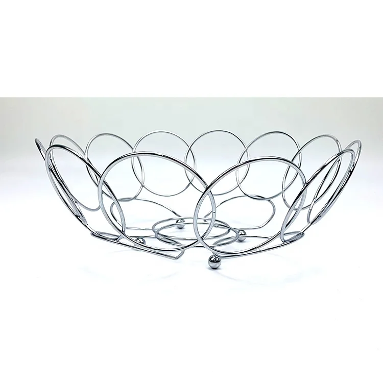 Creative wire basket metal heart-shaped fruit storage basket
