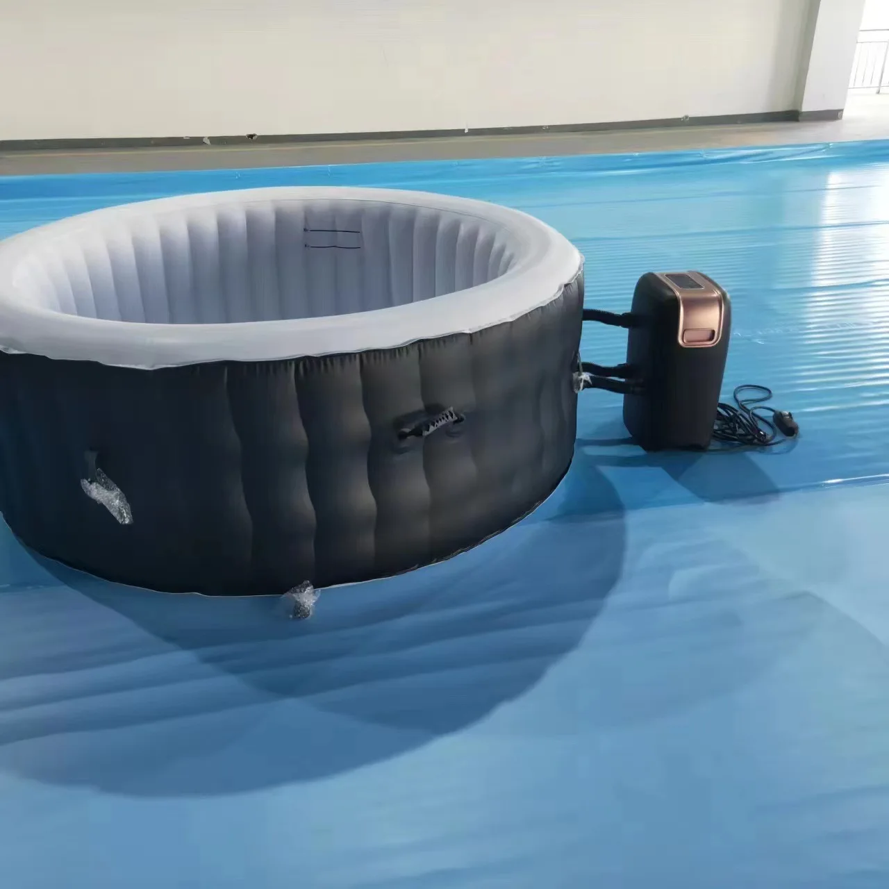 Ice Plunge Zhuhai Hi-Q Hot Tub Spa For 4 People Spa Jacuzzi Bath Tub Hot Tub Spa Cover Lifter  Cold Plunge Barrel