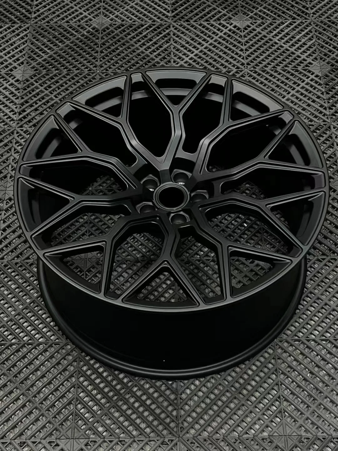 Lightweight Custom 5 Hole Alloy Wheels 6061-T6 Forged Car Wheels For Luxury Cars Passenger Car Wheels For Audi A4L/A5/A8/A3