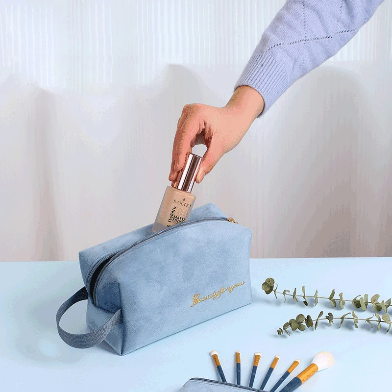 Fashion Beauty Embroidery Velvet Cosmetic Bag - Private Label Custom Logo Make up Bags