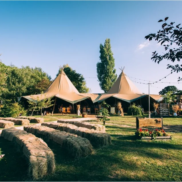 Outdoor large indian tipi wedding canvas glamping luxury tent for events