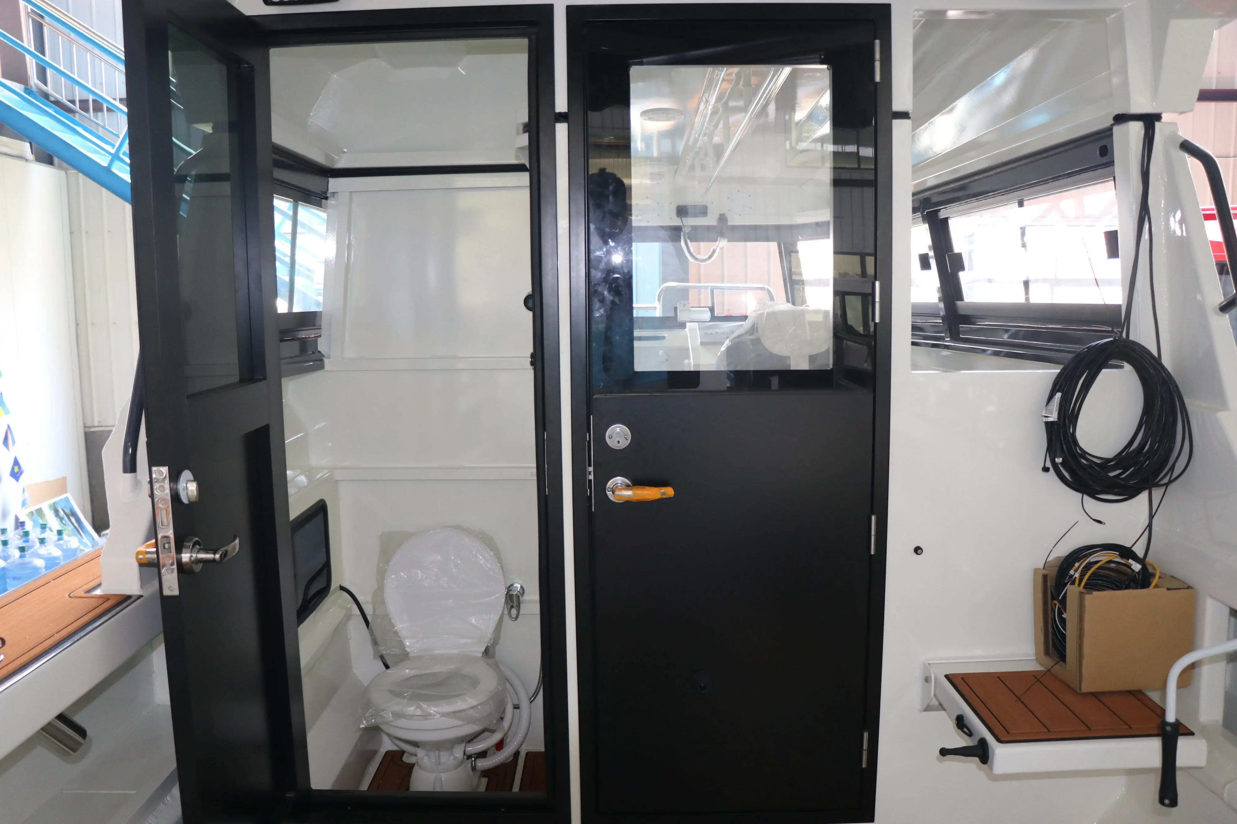 30ft 9m High Speed Luxury Fish Cabin Cruiser Yacht Family Aluminum Fishing Boat