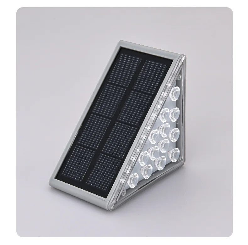 High Lumen Garden Solar Sensor Light 6000mah Solar Max Clamp Light Usb Style Solar Light