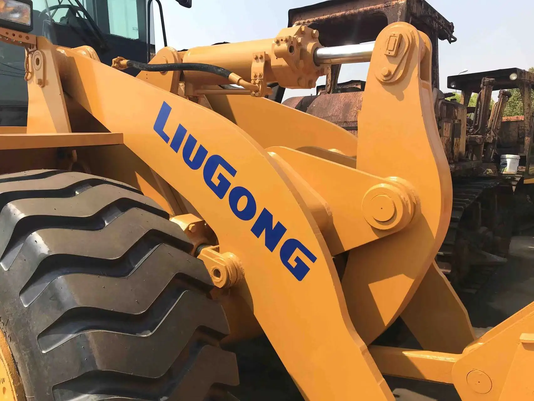 Liugong Earthmoving Machinery Clg856h Wheel Loader Rated 5 Ton Front Loader Wheel Loader