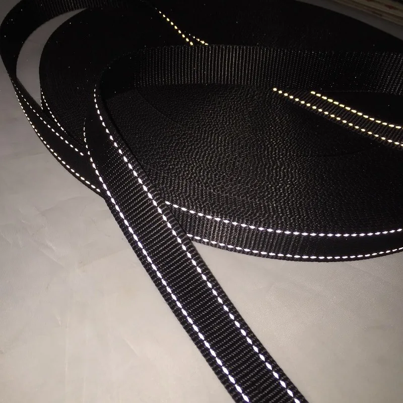Stock Factory Outlet 20mm 25mm 38mm Thicker Nylon Webbing Two Reflective Ribbons Pet Webbing Tape Strap
