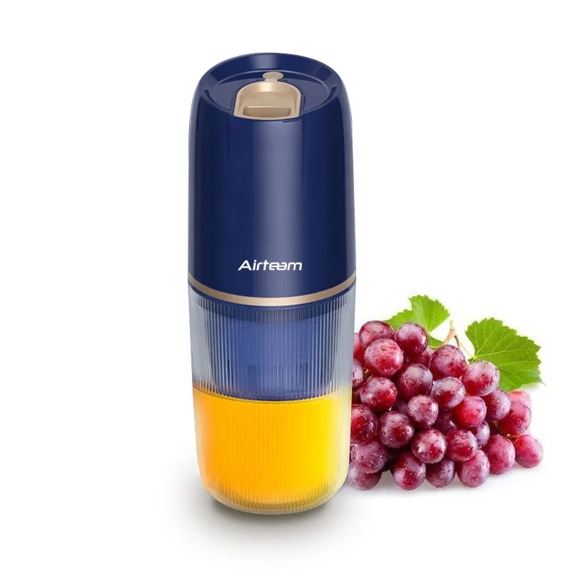 Electric wireless juice extractor portable blender rechargeable mini cold press slow juicer