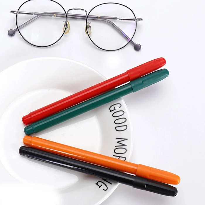 School and Office Markers Cheap Price High Quality Waterproof Fine Tips Permanent Markers