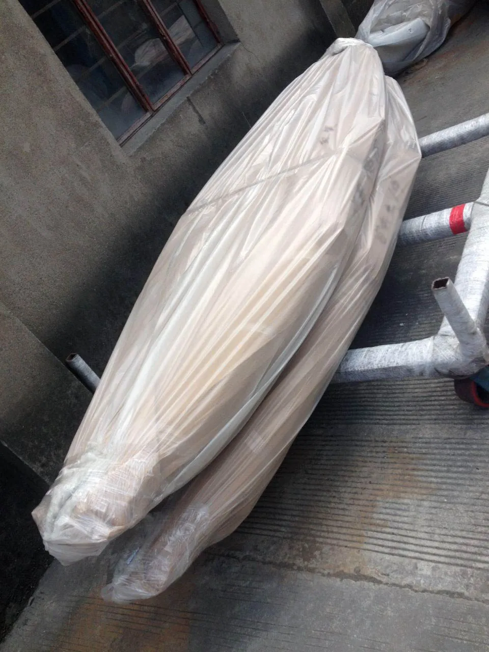  Одиночный LLDPE оптом морской сидячий каяк каноэ лодка для
