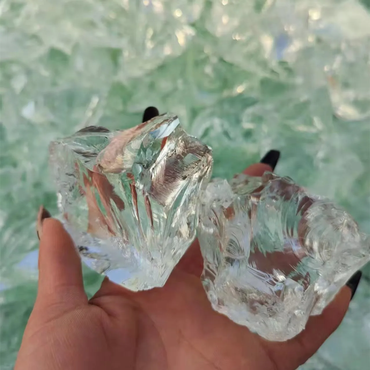 High purity silica sand crafts for glass production and manufacture of terrazzo sandblasting with colored glass sand beads