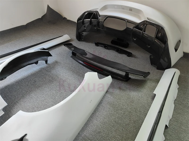 Resin primer carbon fiber GTR style front bumper rear bumper mudguard side skirt rear spoiler for BENZ AMG GT GTC GTS body kit