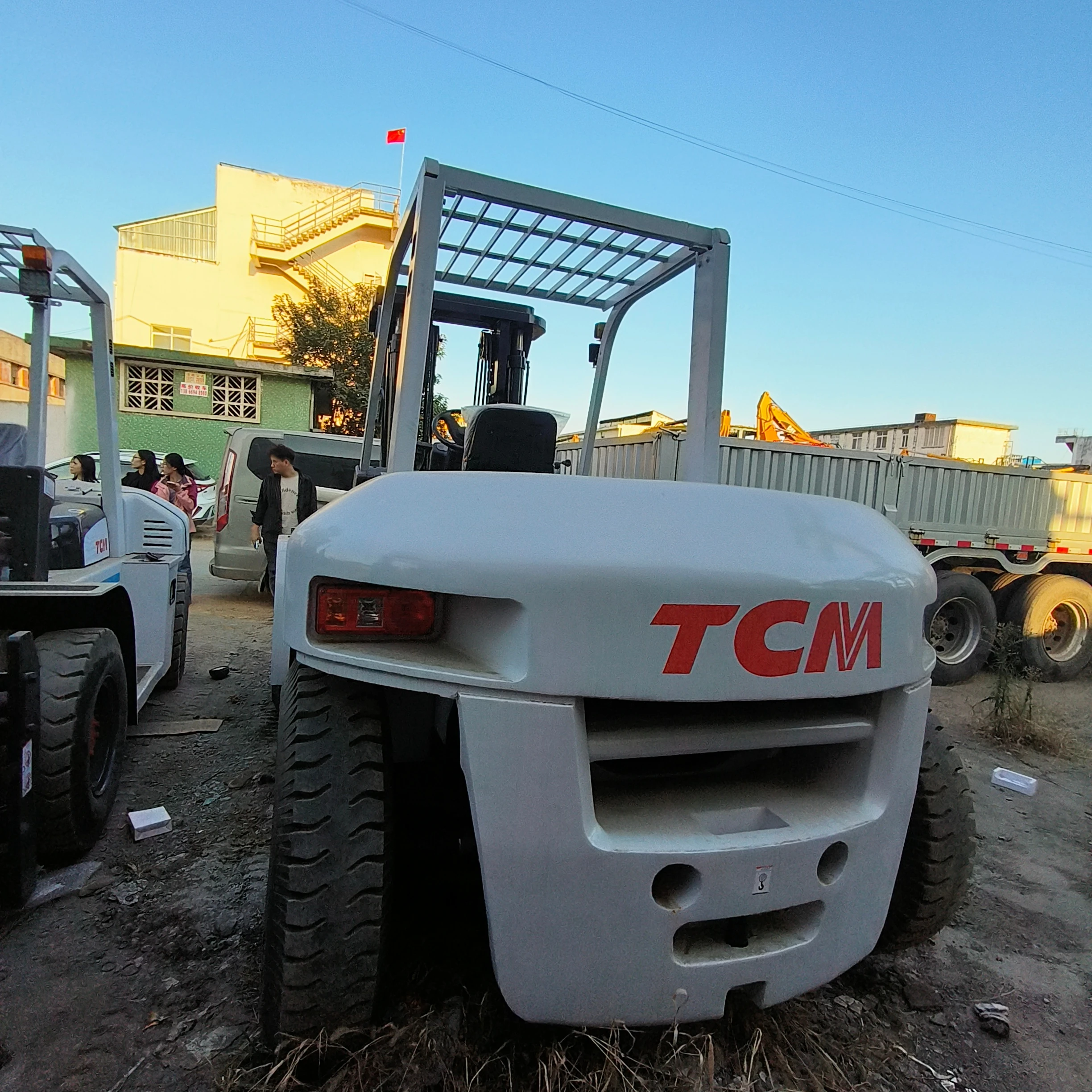 Used second hand TCM 7 ton fork lift diesel Original of Japan with low price TCM FD70 FD50 FD30 for hot sale