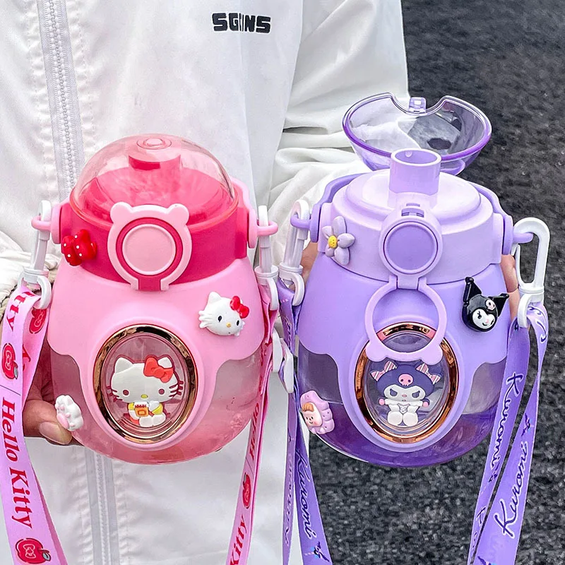 Оптовая продажа Kawaii Sanrio мультяшная бутылка для воды большой емкости детская пластиковая соломенная бутылка для воды мультфильм