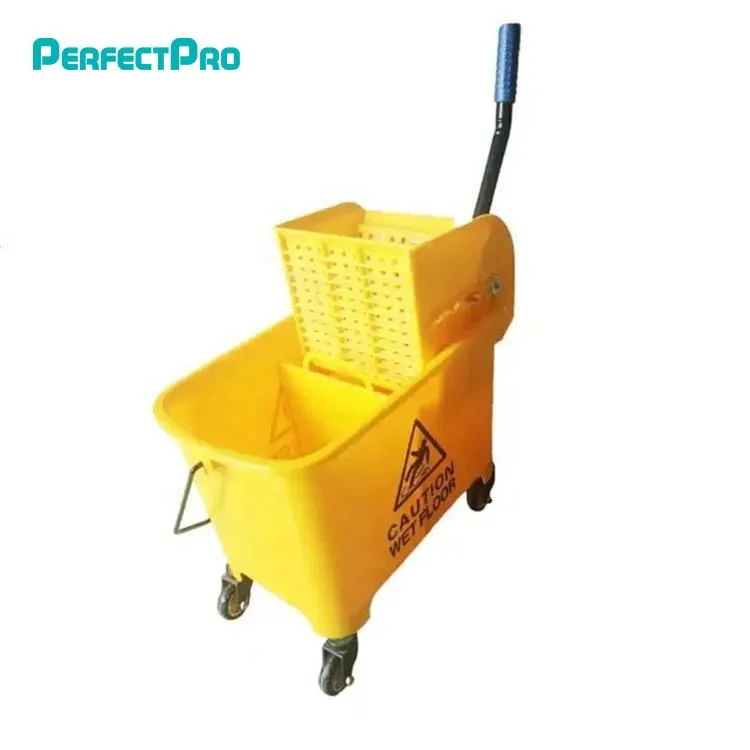 Пластиковая желтая тележка для чистки швабры объемом 20 л 24