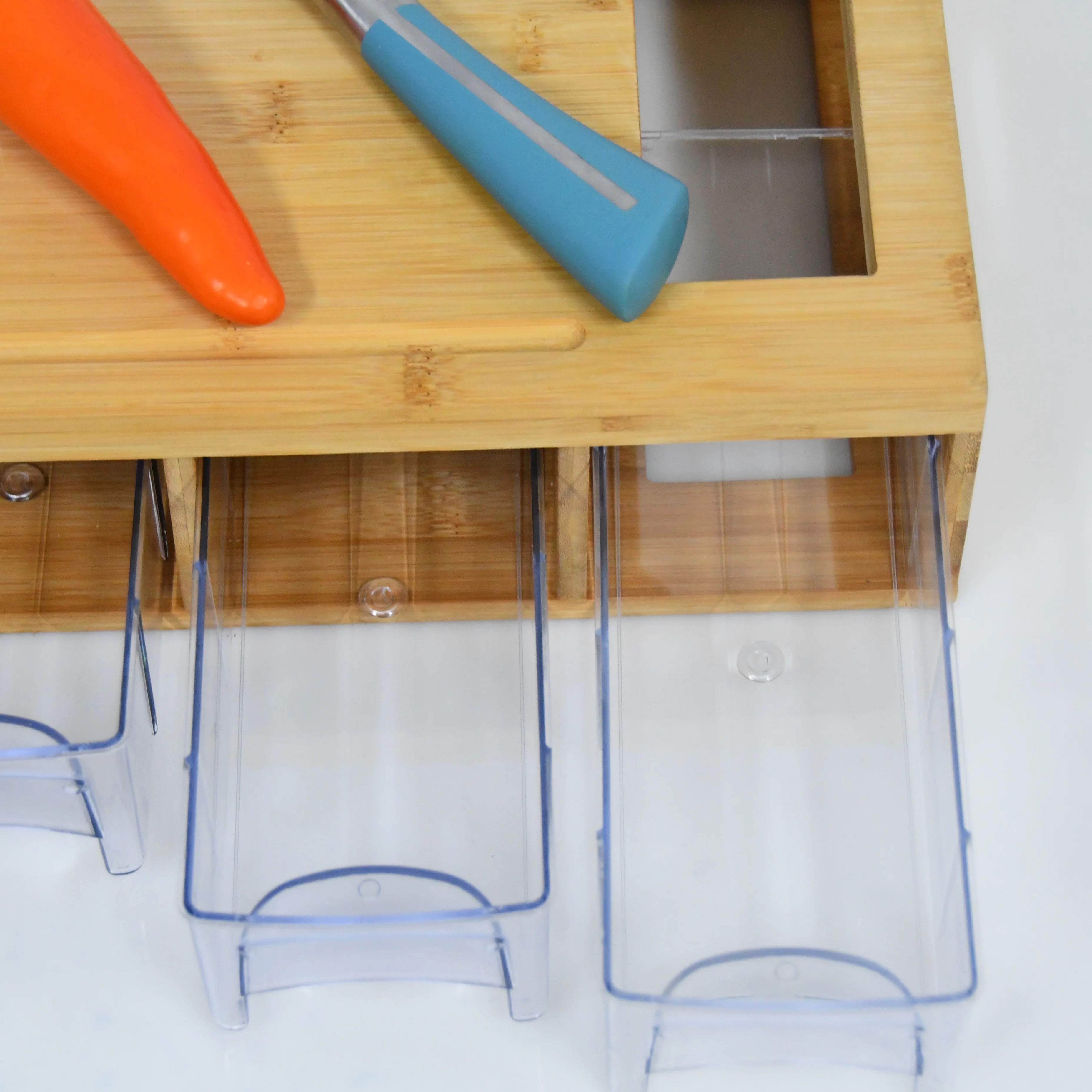 Natural Bamboo Cutting Boards Wooden Chopping Block with 4 Acrylic Containers