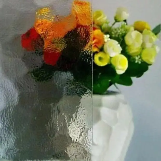 Customization changhong  patterned glass decorative partition wall shower screen corrugated