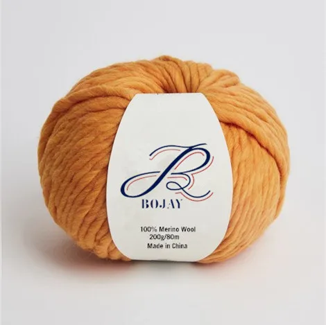
5mm Thickness 21Micron 66s 100% Australian Merino Wool Yarn in Balls for Knitting Sweaters 