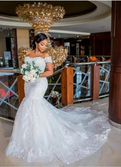 2022 Fashion Mermaid African Lace Appliqued Wedding Dress Boat Neck Off Shoulder Bridal Gown