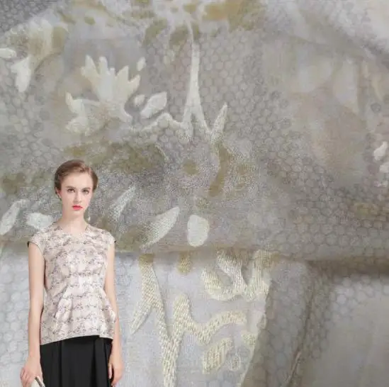 
 Вышитая ткань, выгорающий жоржет, жаккардовая парча, 100 шелк, шифоновая органза с принтом, винтажная жесткая атласная шелковая ткань  