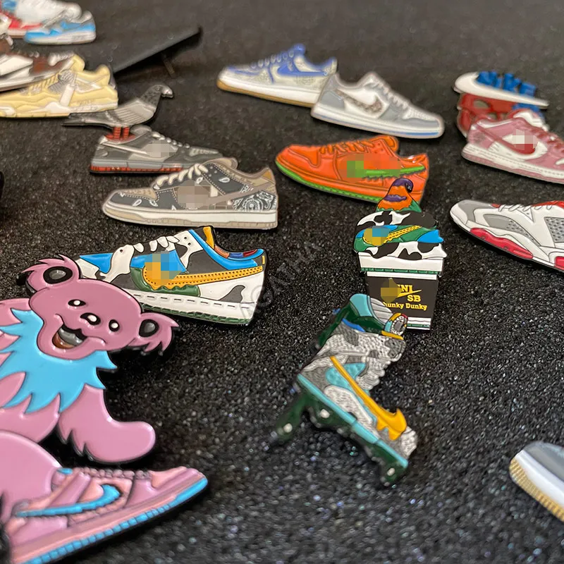 wholesale sports shoe metal black hard designer brooch custom lapel enamel sneaker pins