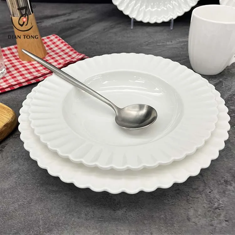 Scallop Custom Restaurant Dishes Catering Pasta Soup White Porcelain Plate High Quality Ceramic Mug And Plate Set Dinner Plate