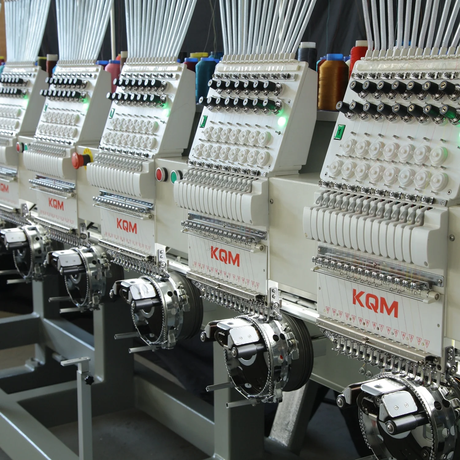 Машина KQM borduurmachine a broder informatique machine des logos