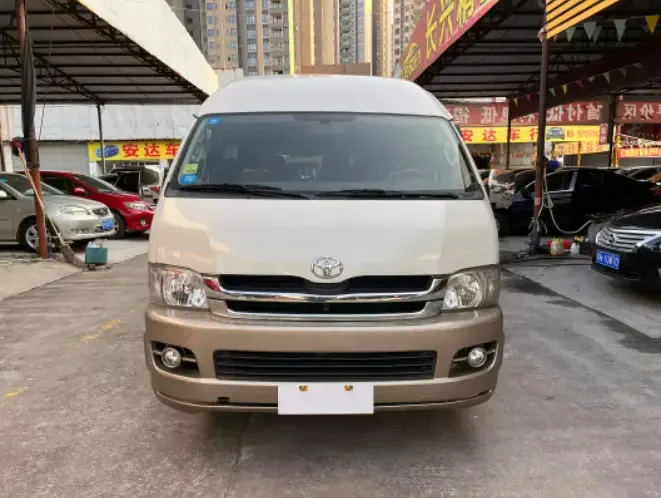 Toyota HIACE 13 seats Used Cars