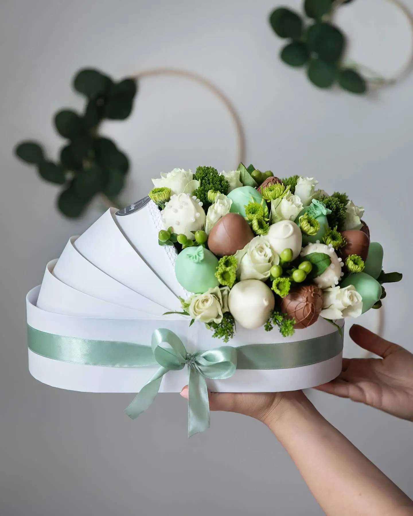 Flower Floral Sweet Strawberry Arrangement Gift Box BABY Shower Bed Crib Cot Shape Cardboard Basket