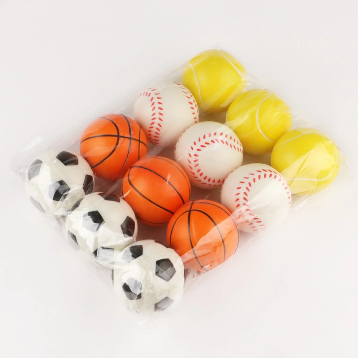 Finehope 6cm Diameter Soft PU Foam Dice Stress Relief  Keychains Box Shape Custom Printing Logo Toys Golf Chess Knight PU Foam