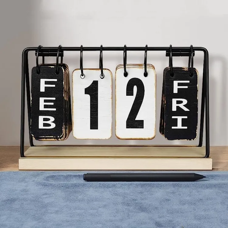 Wooden Desk Calendar Standing Flip Vintage Daily Desktop Calendar for Home Office Decor Foldable and Reusable