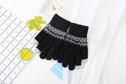 Customized Jacquard Windproof Touch Screen Winter Gloves Unisex Knitted Gloves