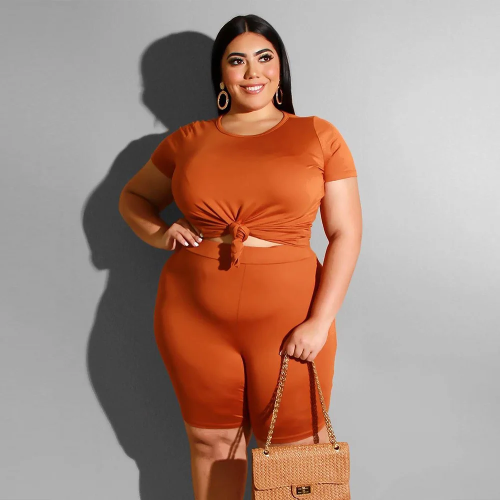 2020 Hot Sale Solid Color Custom Skinny Short Sleeve Two Piece Short Sets Plus Size