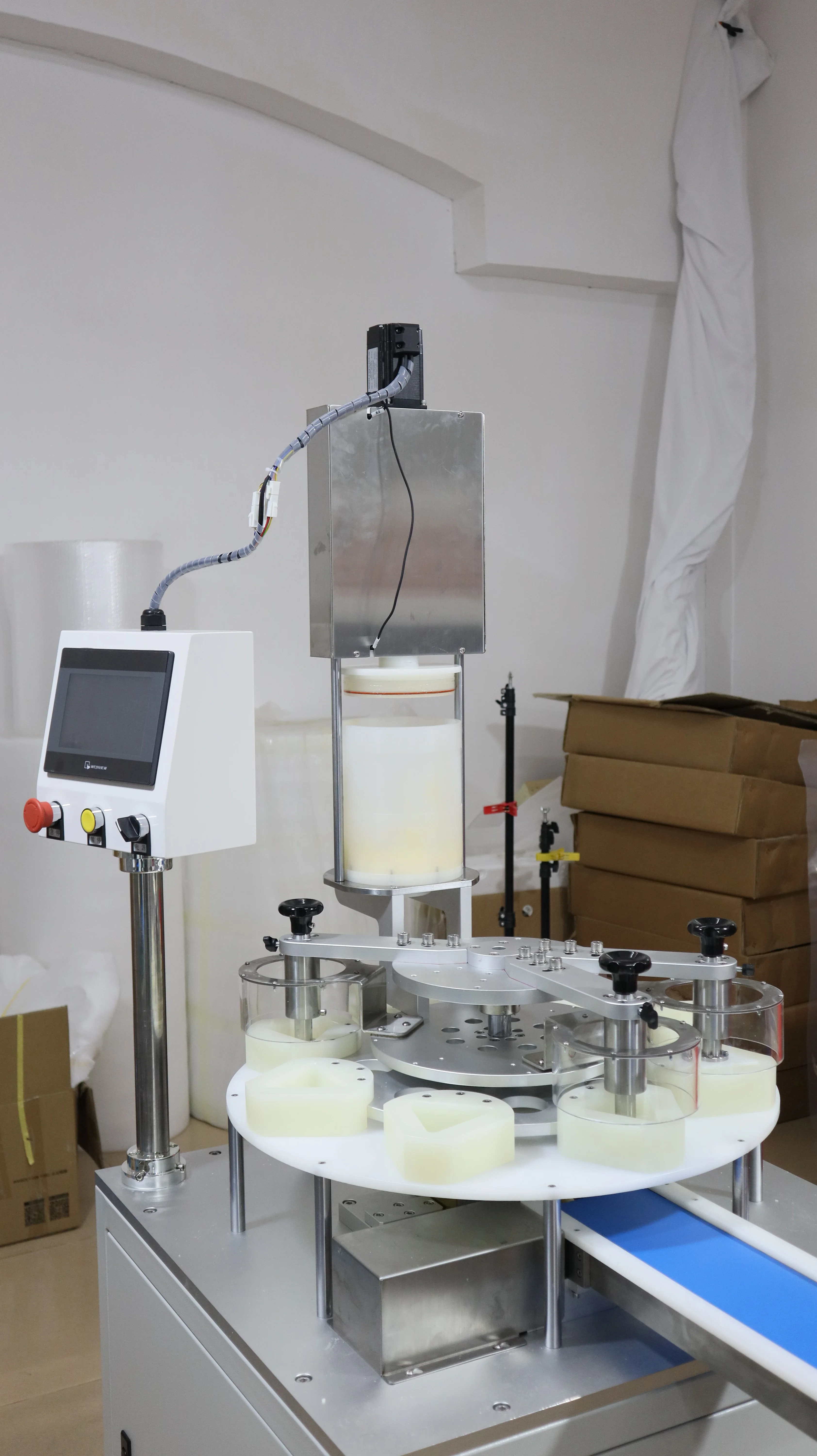 Automatic Onigiri Sushi Machine Triangle Rice Ball Making Machine