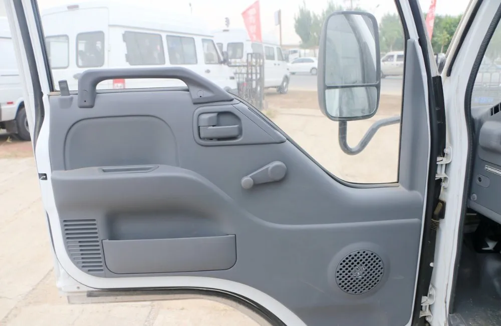 Brand New High Quality 3 Tons Isuzu Van Truck For Sale