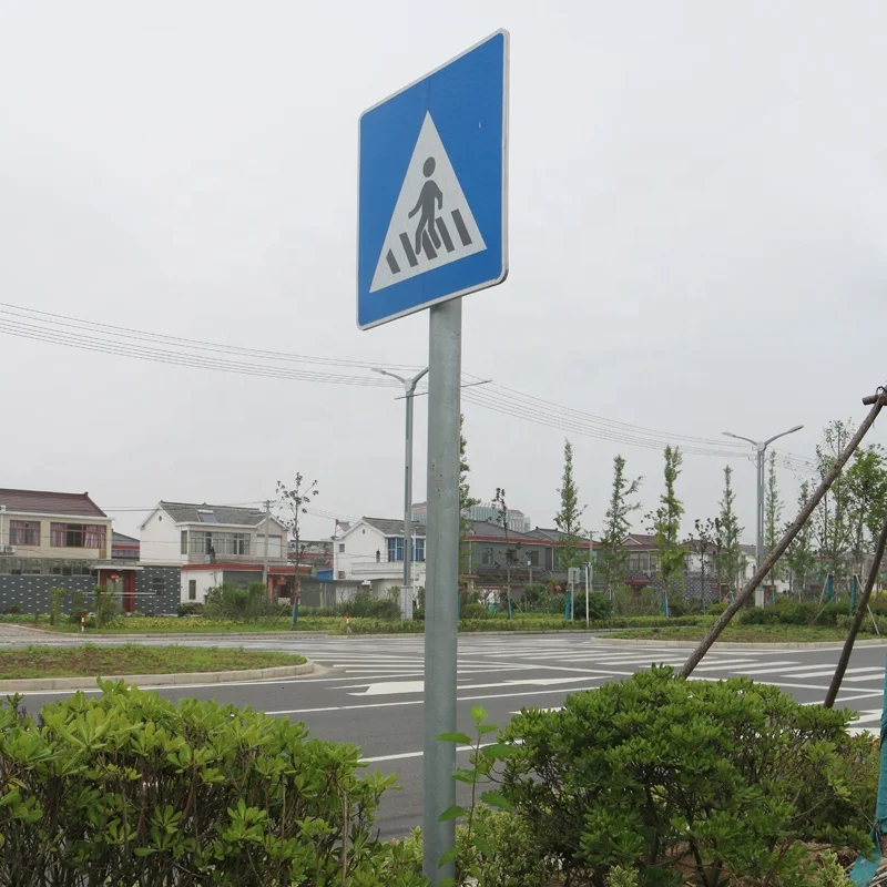 Fluorescent traffic signal warming signals