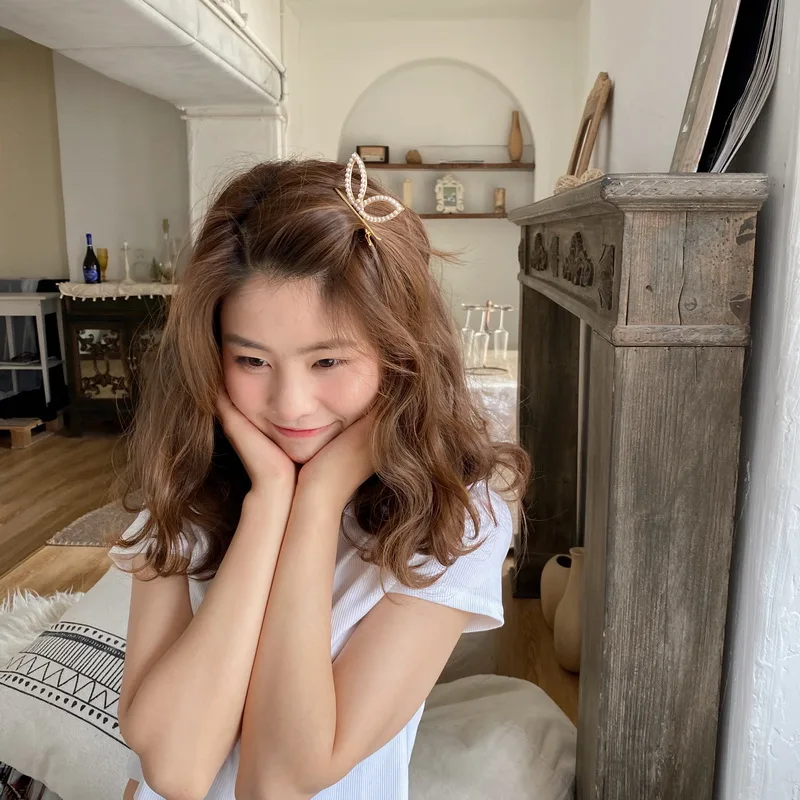 
ONYSS Korean Ins Style Hair Butterfly Bunny Ear Hairpin Metal Pearl Pretty Hairpins Butterfly Clips For Women 