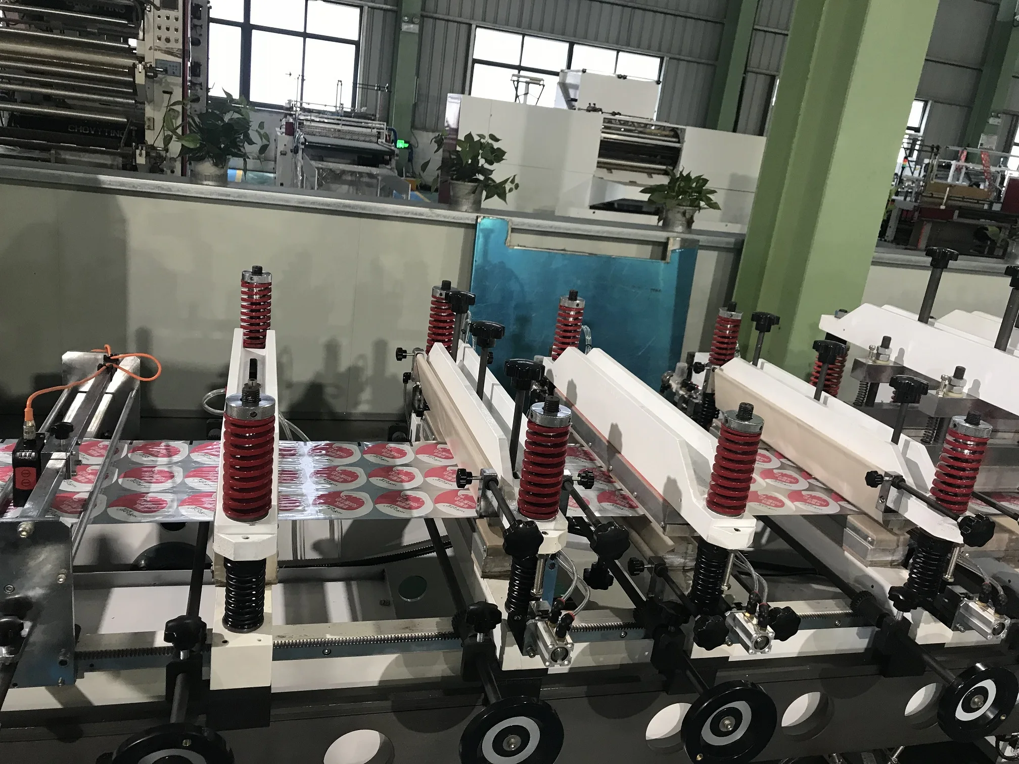 factory price automatic laminated PA/PE central sealing pouch making machine 3 side welding Vacuum plastic bag making machine