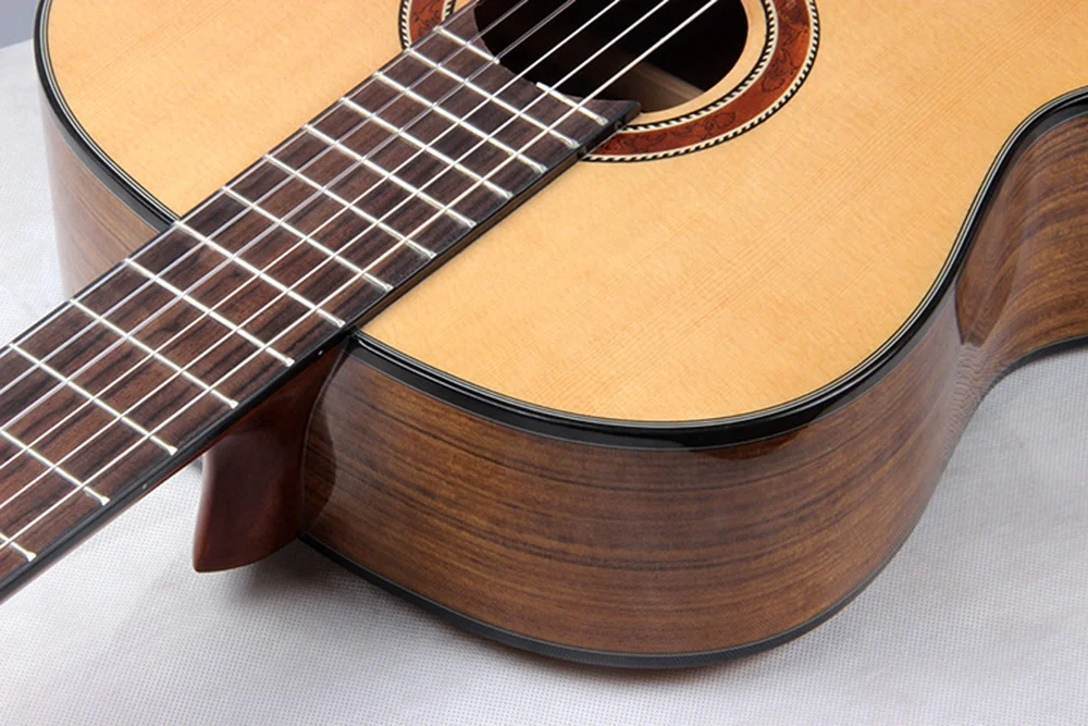 New Selling Chinese Manufacturer OEM Grade Solid Spruce top Walnut Back Cheap Price 39 Inch Full Size Classical Guitar Wholesale