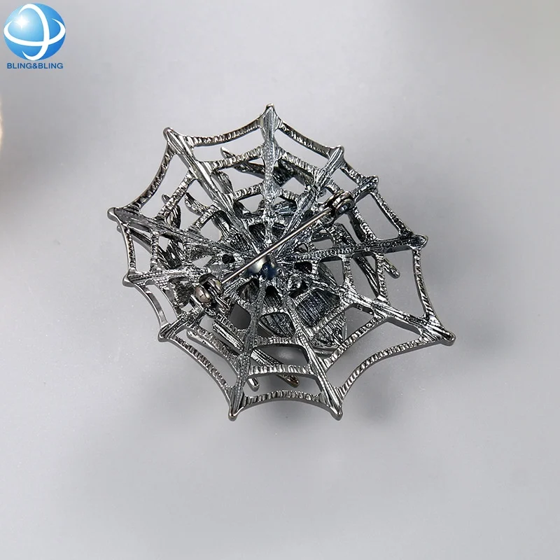 Fashion Gun Metal Crystal Rhinestone Spider Web Brooch Pin For Unisex Children Party Clothing Decoration Jewelry Delicate Gift
